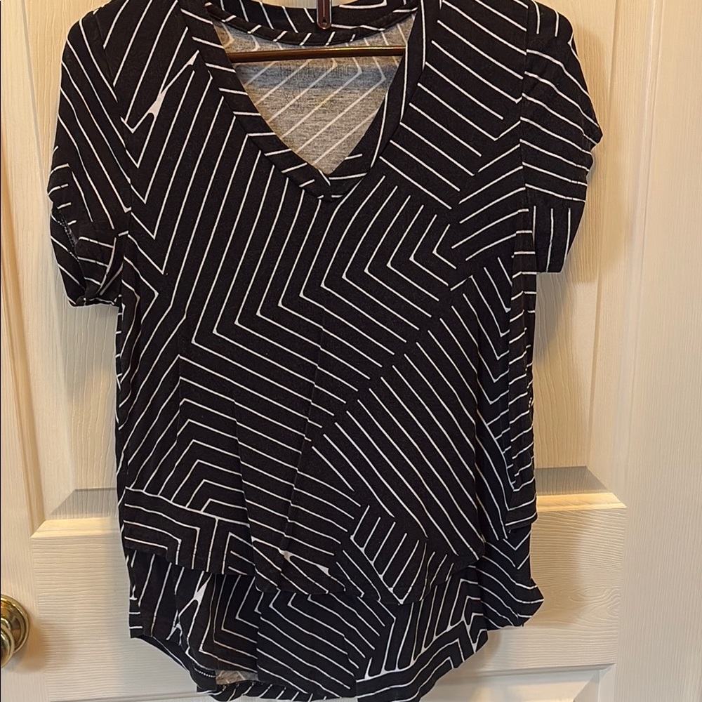 Latched Mama Black and White Short Sleeve V-Neck Tee